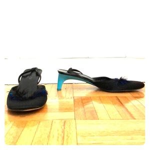 Gucci peacock low heels